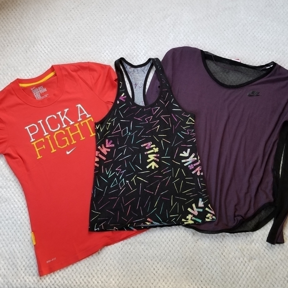 Womens size Small Nike lot of tops